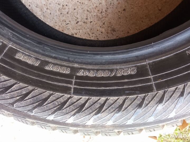 Yokohama Ice Guard IG65 225/65 R17 106T