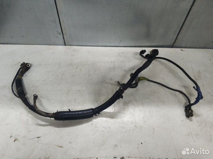 Клемма аккумулятора Hyundai Elantra 3 XD 1.6