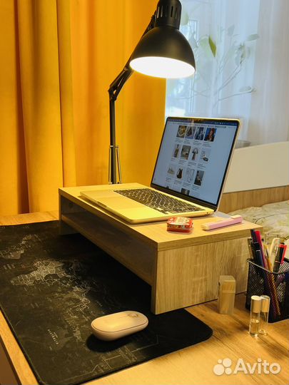 Полка для ноутбука/монитора