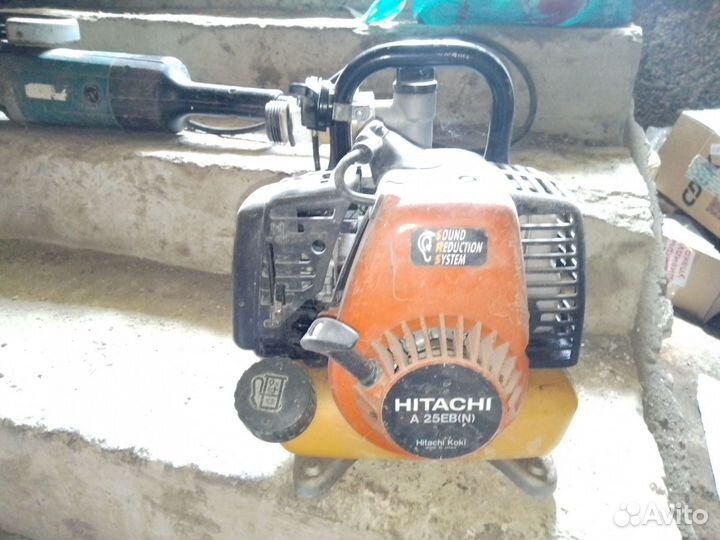 Мотопомпа Hitachi