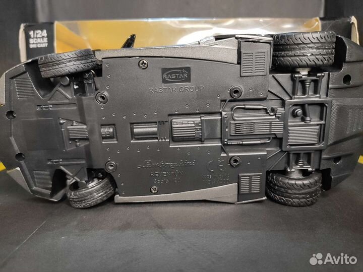 Модель 1/24 Lamborghini Reventon