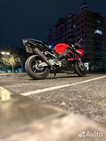 Honda CBR929RR Fireblade 2000