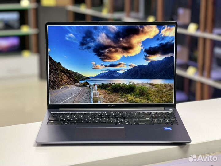Ноутбук Huawei matebook d16 на оф. Гарантии