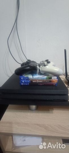 Sony PS4 pro 1tb