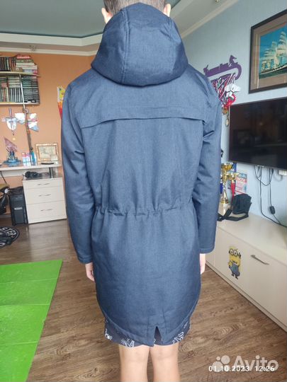 Куртка демисезонная для мальчика, на 158 см