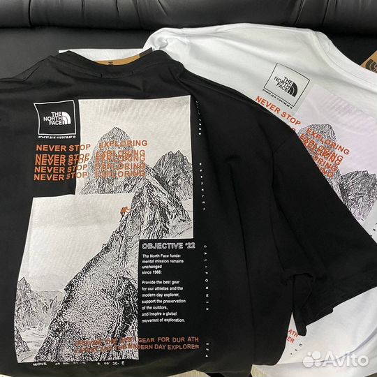Футболка The North Face