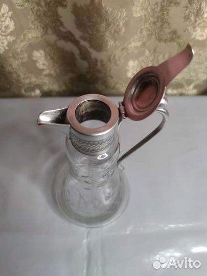 Графин старинный посеребрение