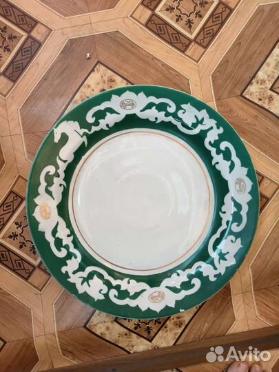 Блюдо круглое сервировочное 35-36 см, 2 разных