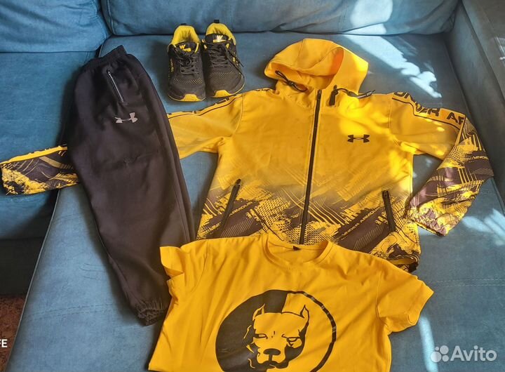 Спортивный костюм