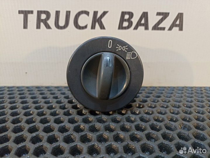 81255250130 Переключатель света фар