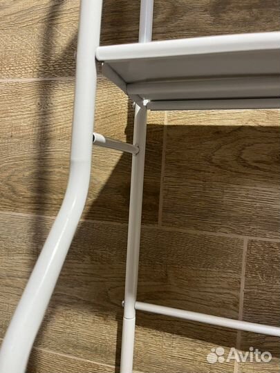 Полочка для ванной