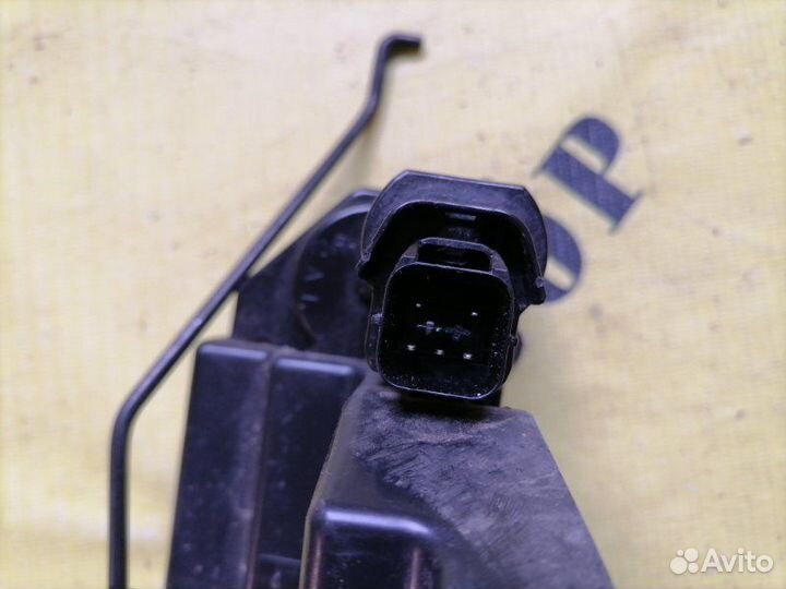 Замок двери задней правой Ssang Yong Kyron