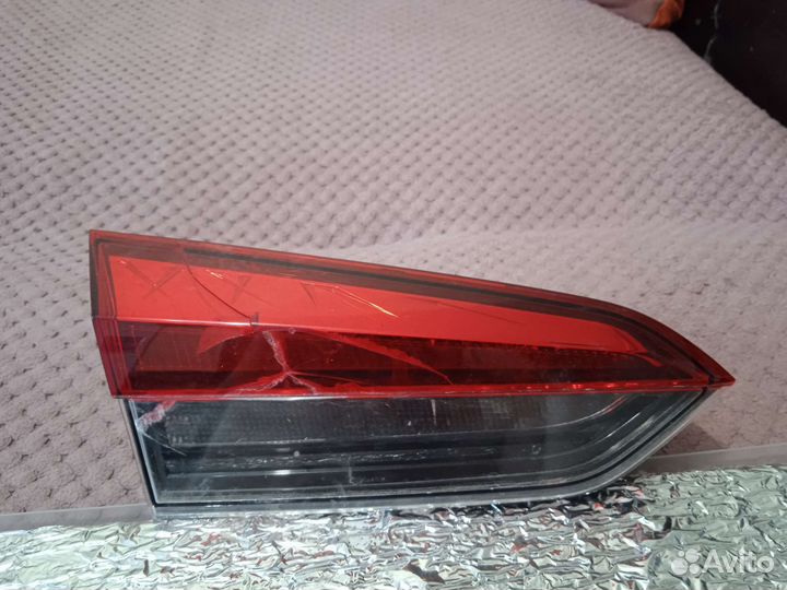 Фонарь задний левый на шкода рапид 2020-2022