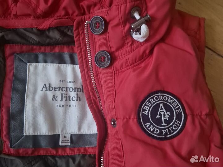 Жилетка женская на пуху Abercrombie & Fitch