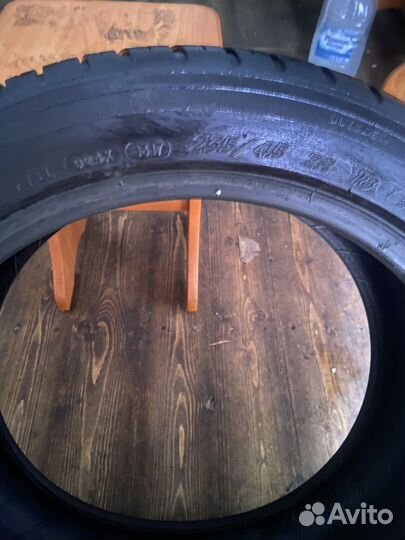 Michelin Pilot Sport 3 235/45 R18 98