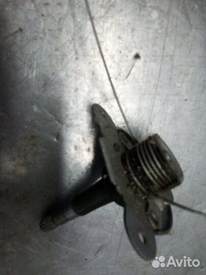 Стеклоподъемник задний левый Skoda Octavia А5