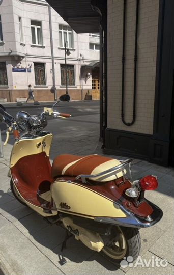 Ретро скутер SYM Allo