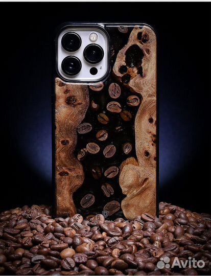 Продам чехол на iPhone 14