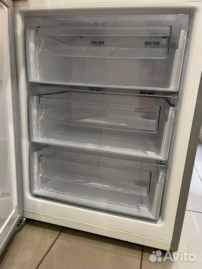 Холодильник Самсунг ноуфрост