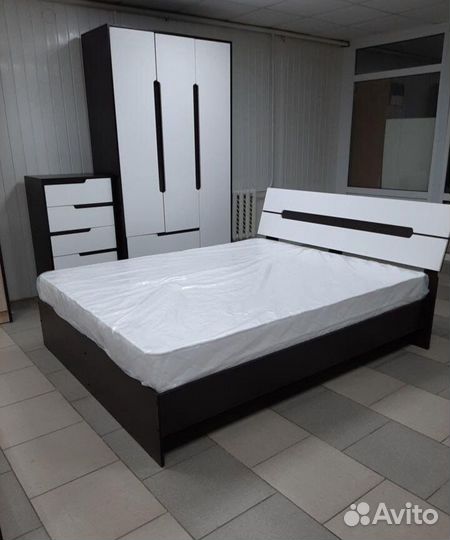 Кровать 140х200 Гавана венге/ глянец белый