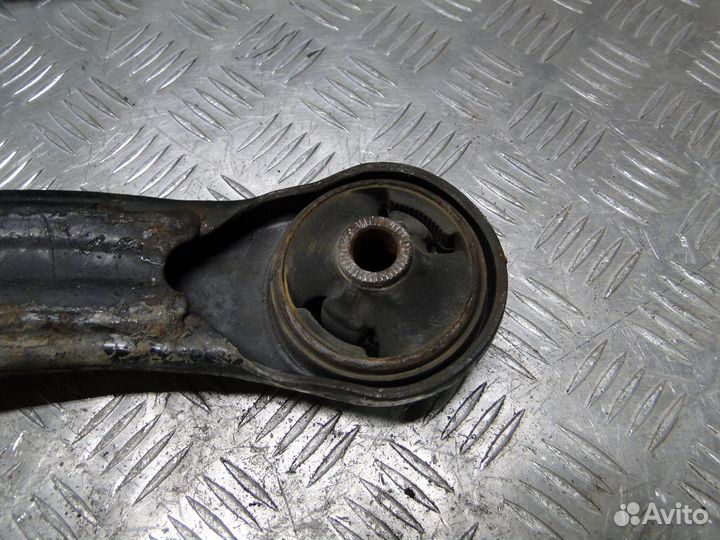 Рычаг передний Toyota Prius 20 2007 1.5