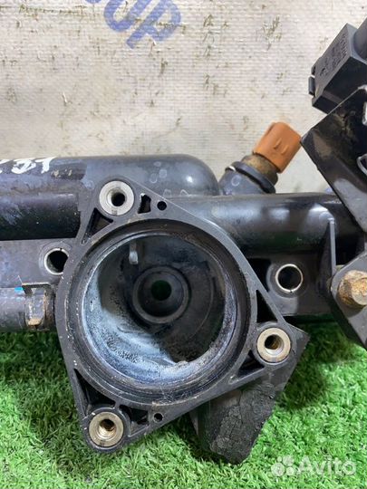 Корпус термостата Kia Optima седан 2.0 G4KD 2012