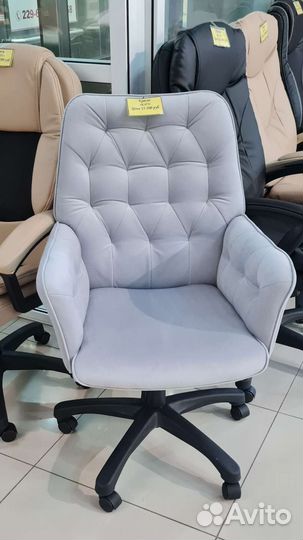Компьютерное кресло новое