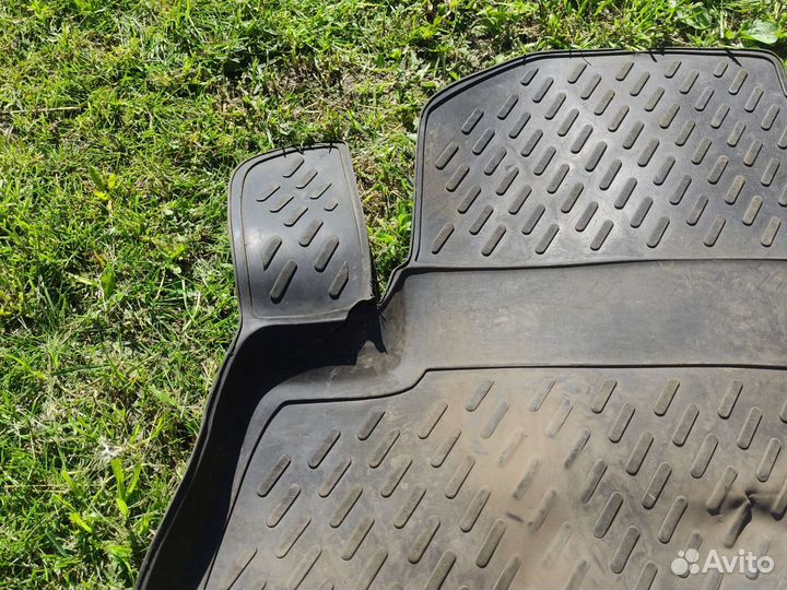 Автомобильные коврики ford