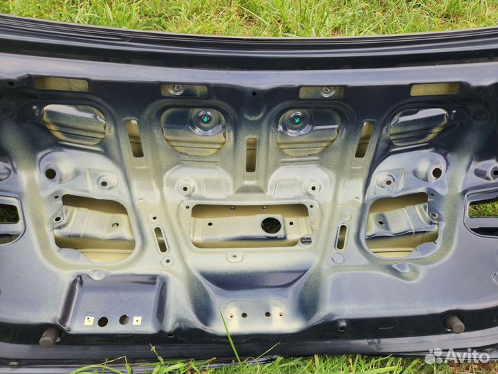 Крышка багажника KIA K5 оригинал 69200L2000