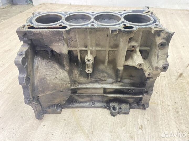 Блок двигателя Mitsubishi Colt Z30 (2002—2012) Z21