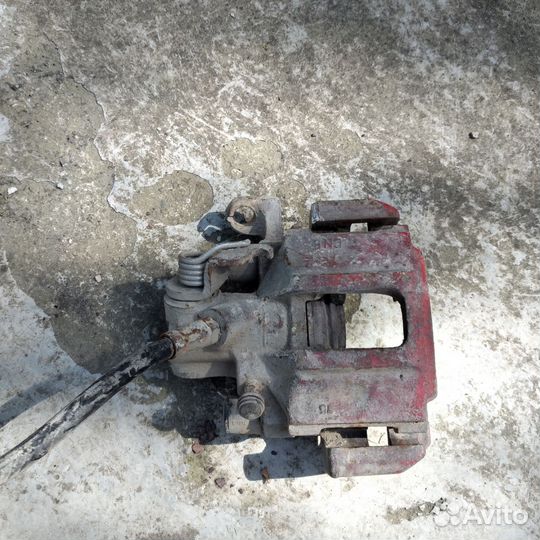 Суппорт volvo задний левый