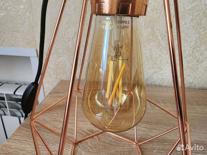 Умный настольный светильник лофт