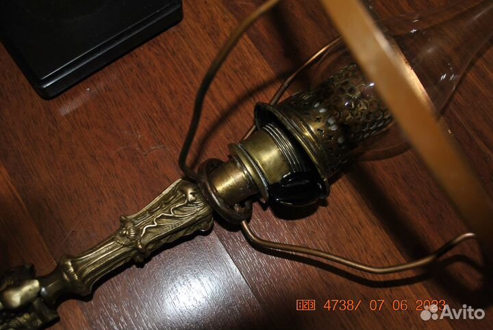 Старинная настольная лампа бронза