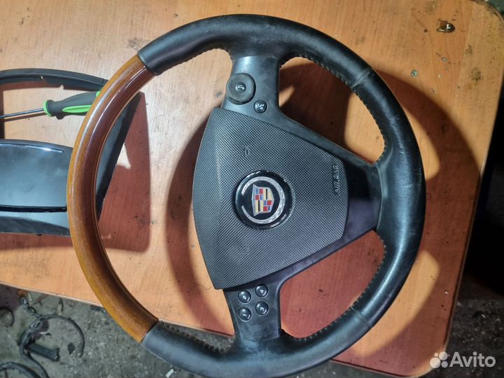 Руль Cadillac Cts