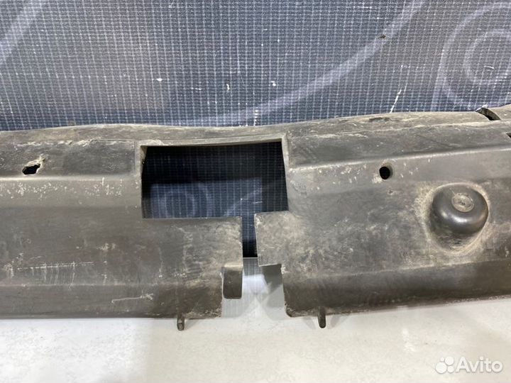 Дефлектор радиатора Audi Allroad C5 BES 2003