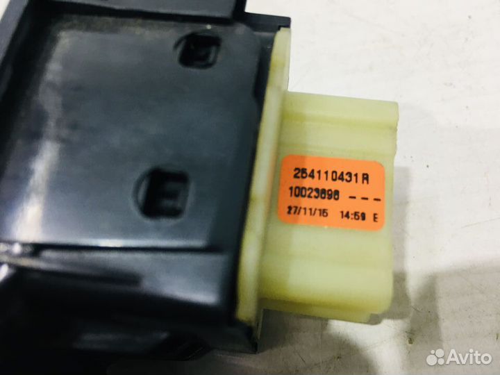 Блок управления стеклоподъёмниками Renault Logan 2