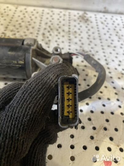 Моторчик дворников Renault Logan