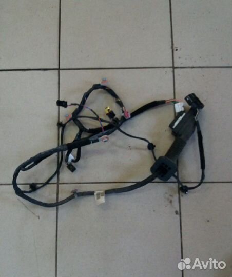 Проводка передней правой двери Hyundai IX 35