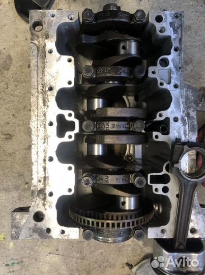 Блок цилиндров volkswagen golf BFQ