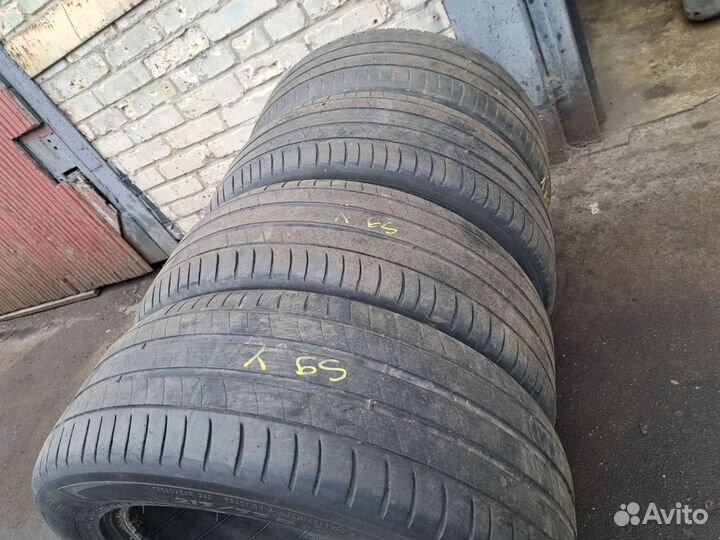 Michelin Primacy 3 215/55 R16