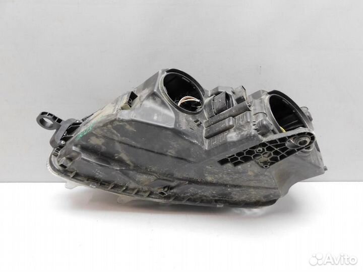 Фара правая Skoda Octavia