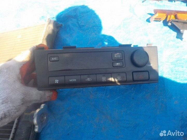 Блок управления климат-контролем Nissan Laurel