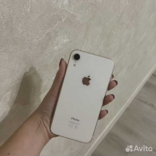 iPhone Xr, 64 ГБ