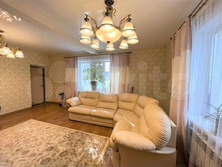 Дом 225 м² на участке 10 сот.