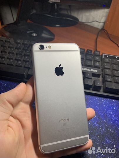 iPhone 6S, 64 ГБ