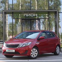 Kia Rio 1.4 AT, 2012, 132 850 км, с пробегом, цена 855 000 руб.