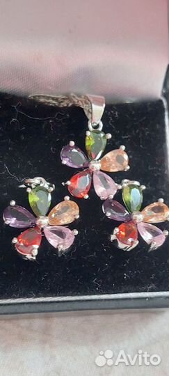 Комплект серьги и подвеска 9*2*5 цирконами