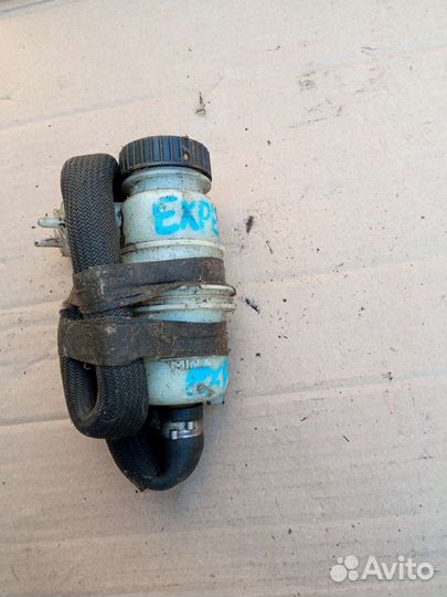 Peugeot Expert бачок гидроусилителя