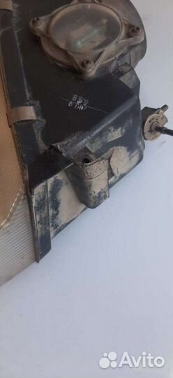 Фара передняя правая Dodge Stratus 1 6G73 2.5 2000