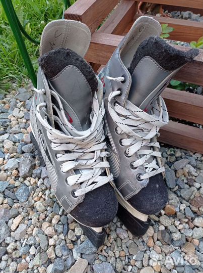 Коньки хоккейные 39